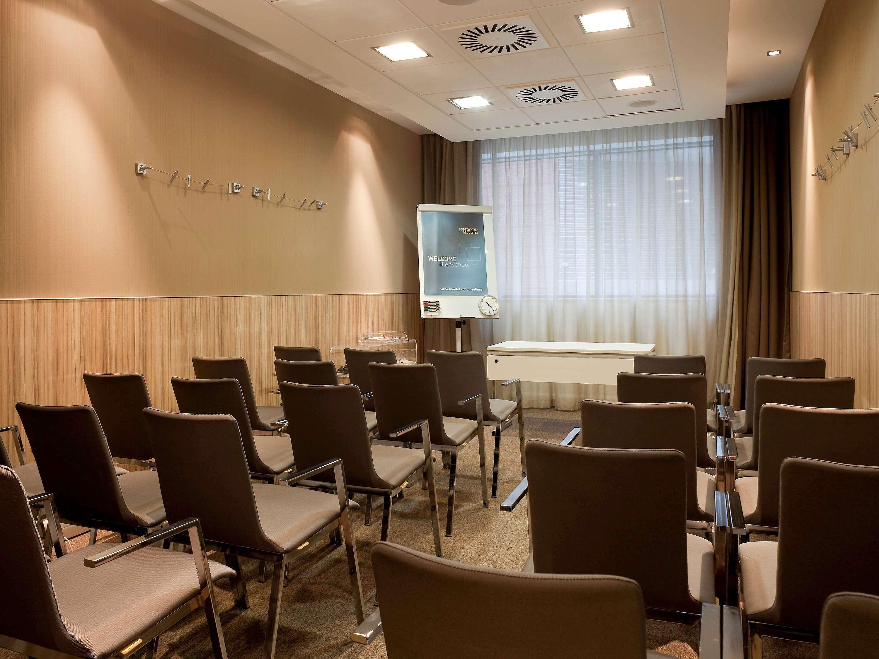 Novotel Liverpool Centre Екстериор снимка